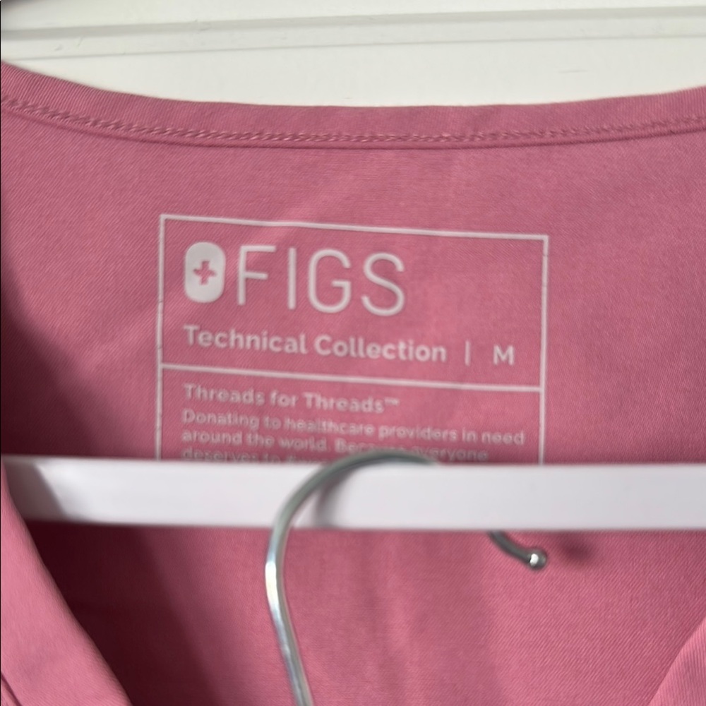 FIGS Women's Pink Set